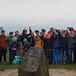 Die Staffel von Plötzleinsdorf auf dem Weg zur Karl Schubert Schule