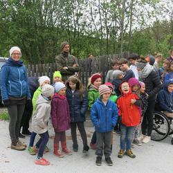 Ankunft der Staffel von der Freien Waldorfschule Graz in der Waldorfschule Karl Schubert Graz