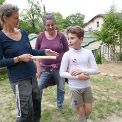 Ankunft der Staffel der Landschule Schönau in der Freien Waldorfschule Wien West